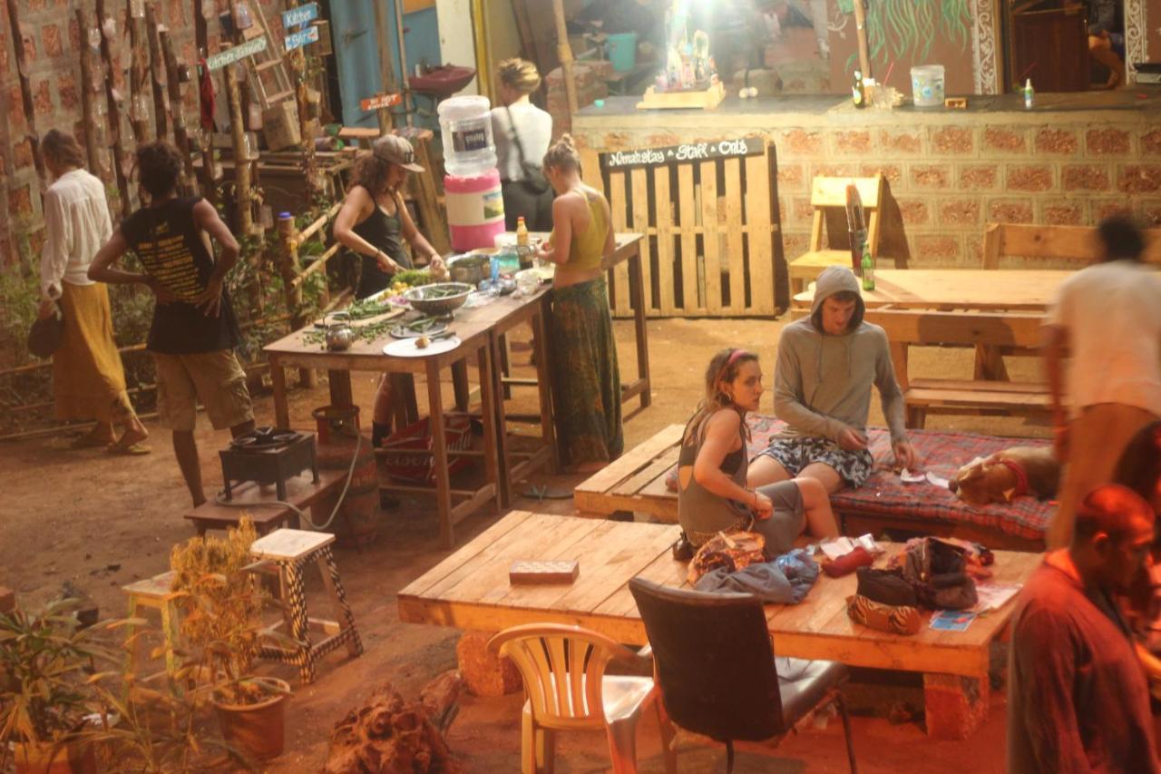 Namahstay Eco Hostel & Coworking & Art Community Space Арамбол Екстериор снимка