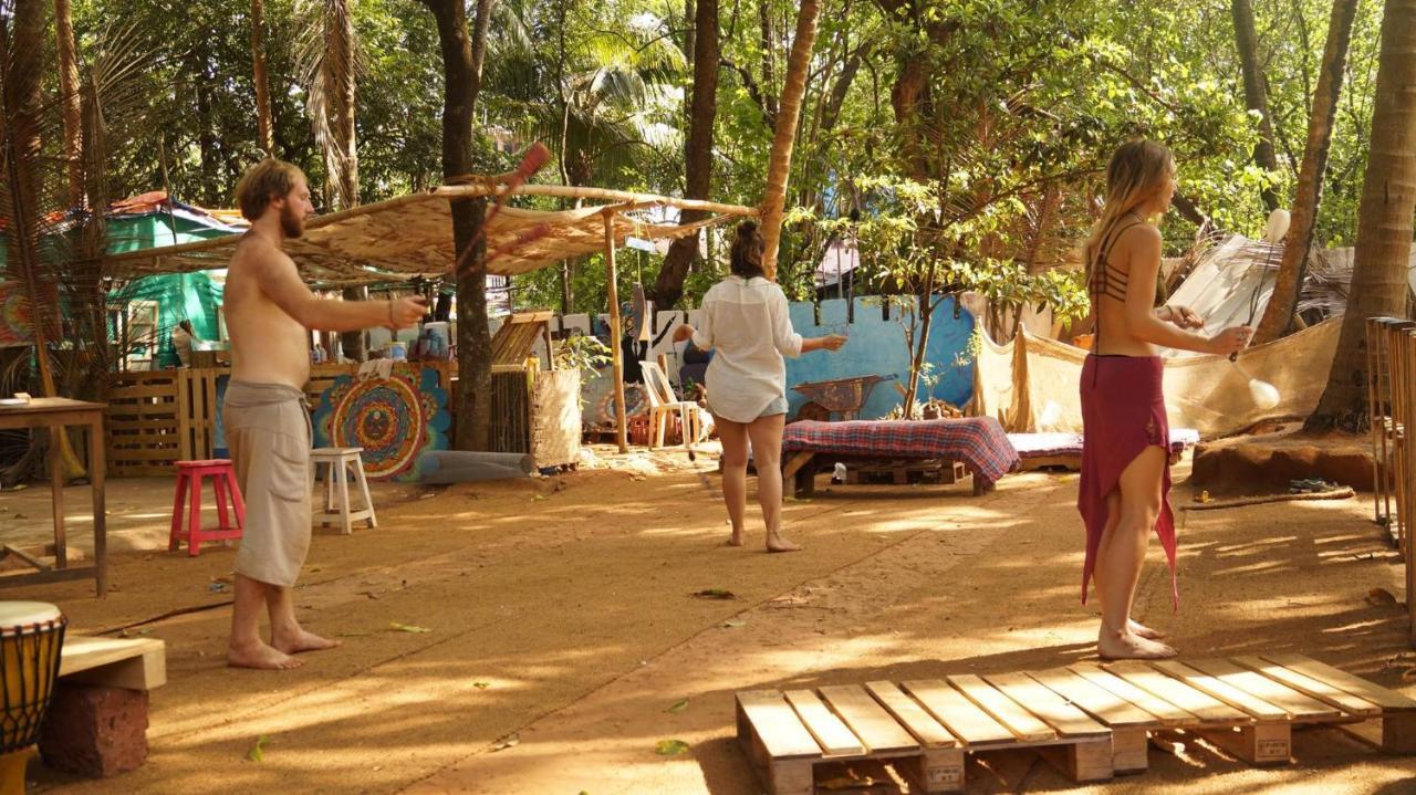 Namahstay Eco Hostel & Coworking & Art Community Space Арамбол Екстериор снимка