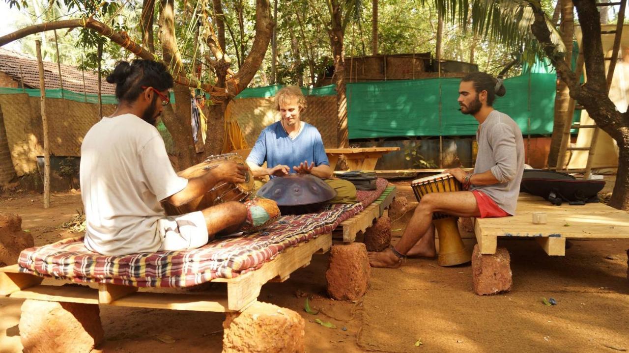 Namahstay Eco Hostel & Coworking & Art Community Space Арамбол Екстериор снимка
